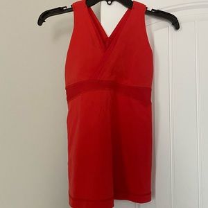 Lululemon tank with built-in bra